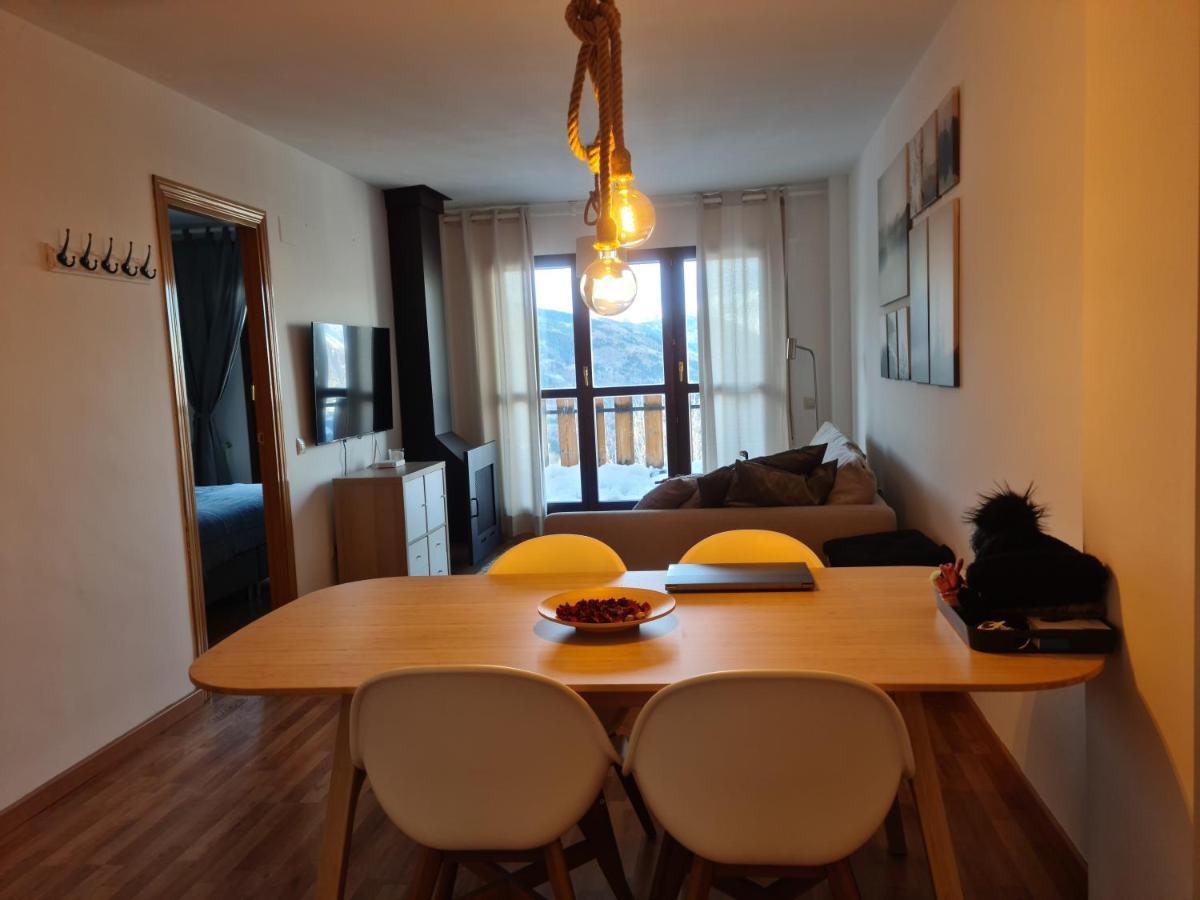 Apartament Tuhogarencerler Taquilla Parking En Pistas Zewnętrze zdjęcie