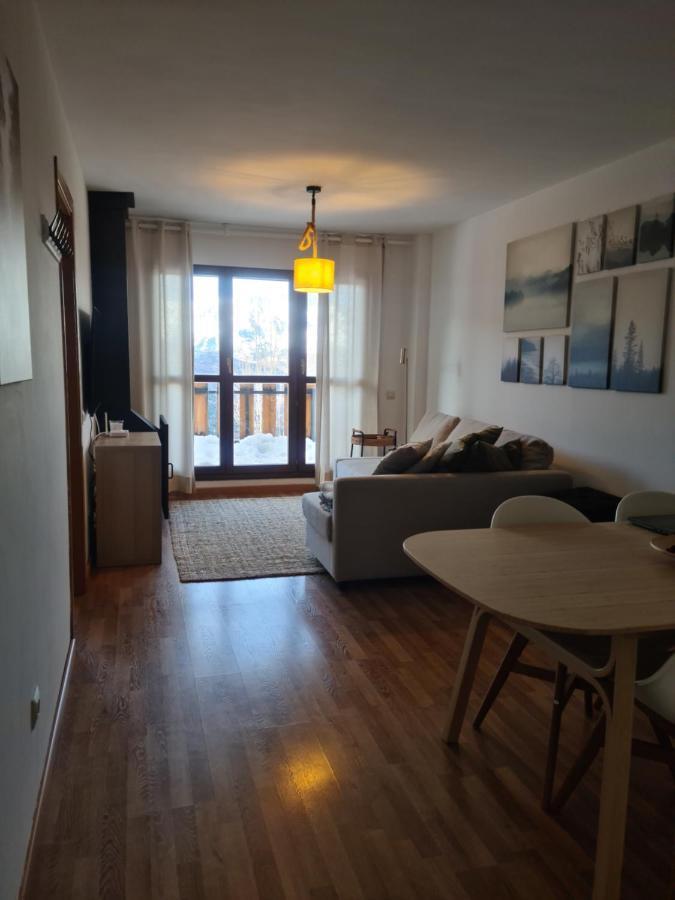 Apartament Tuhogarencerler Taquilla Parking En Pistas Zewnętrze zdjęcie