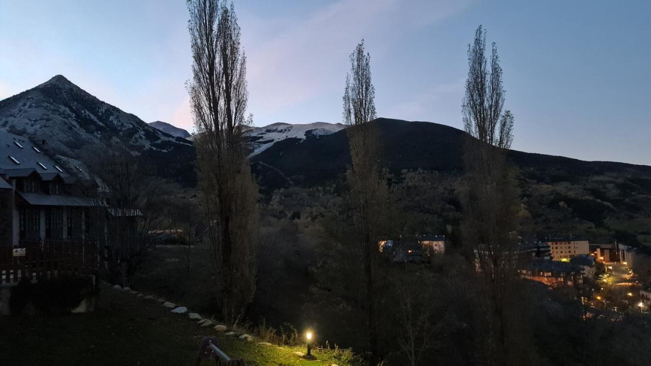 Apartament Tuhogarencerler Taquilla Parking En Pistas Zewnętrze zdjęcie